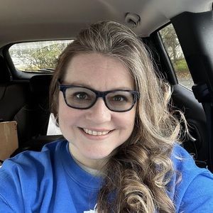 Meet your Posher, Tina